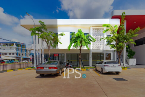 97.44 Sqm Office Space For Rent - Sala Kamreuk