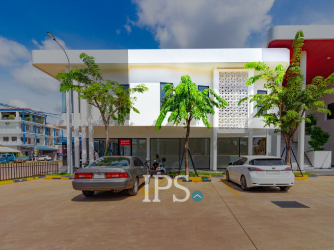 97.44 Sqm Office Space For Rent - Sala Kamreuk