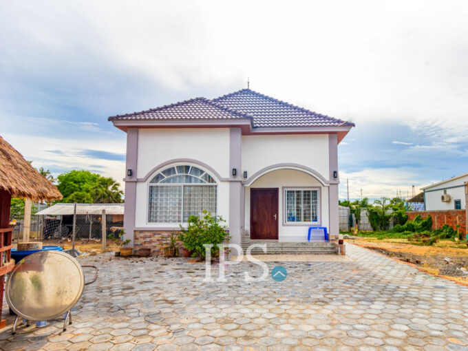 3 Bedroom House For Rent - Slor Kram