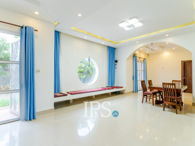 3 Bedroom Apartment For Rent - Sala Kamreuk