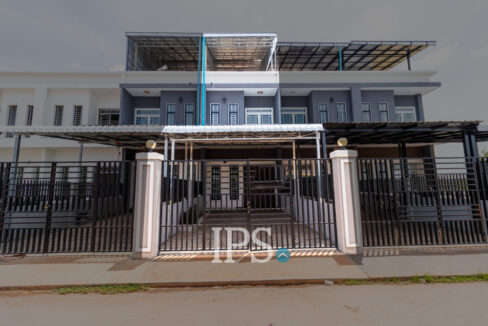 2 Bedroom House For Sale - Kandaek