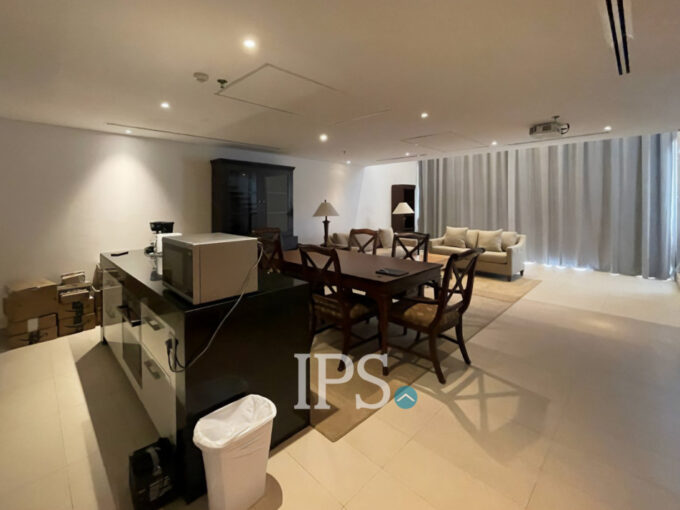 5th Floor 3 Bedroom Duplex Condo For Sale - Condo 240
