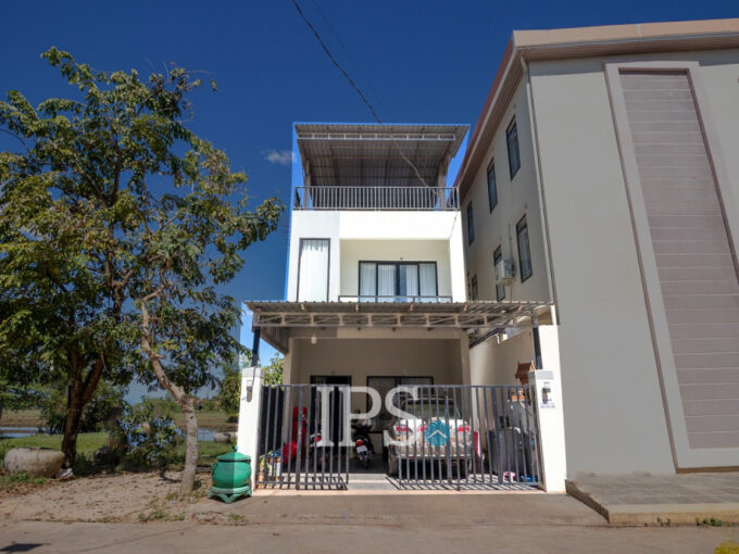3 Bedroom Villa For Rent -  Prasat Bakong