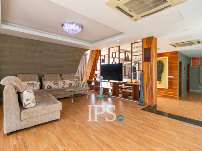 3 Bedroom Penthouse For Rent - Svay Dangkum