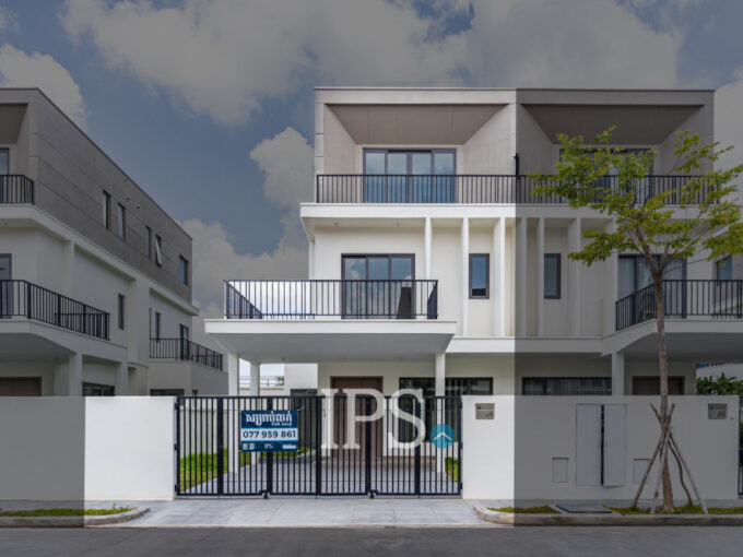 4 Bedroom Villa Plus For Sale - Borey Chankiri
