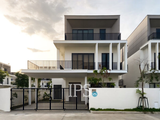 4 Bedroom Villa Odom Corner For Sale - Borey Chankiri