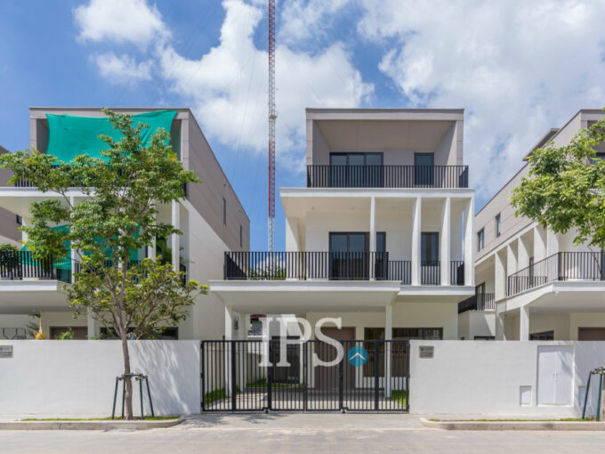 4 Bedroom Villa Klem For Rent - Chankiri Palm Creek