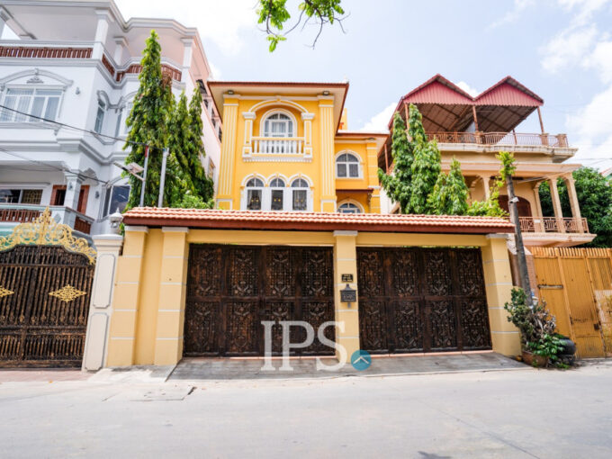 6 Bedroom Villa For Rent - Boeung Kak 1