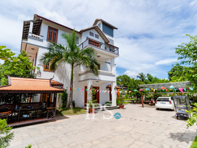 4 Bedroom Villa For Rent - Slor Kram