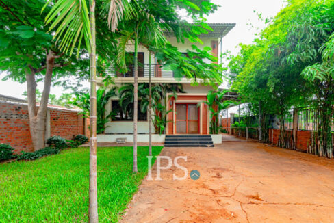 3 Bedroom House For Sale - Chreav