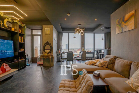 21st Floor 2 Bedroom Condo For Sale - The Penthouse