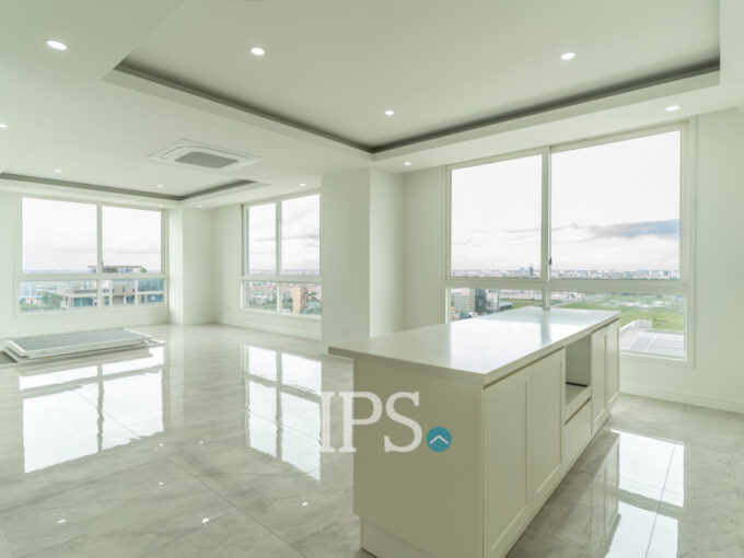4 Bedroom Condo For Rent - Phnom Penh Thmey