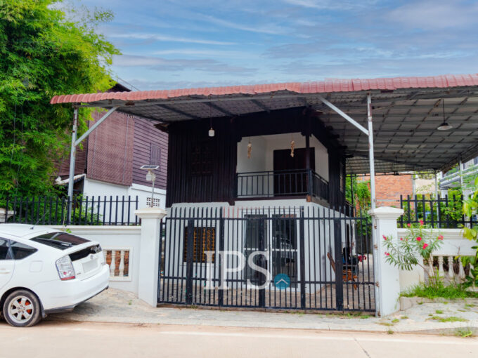 3 Bedroom House For Rent - Sala Kamreuk