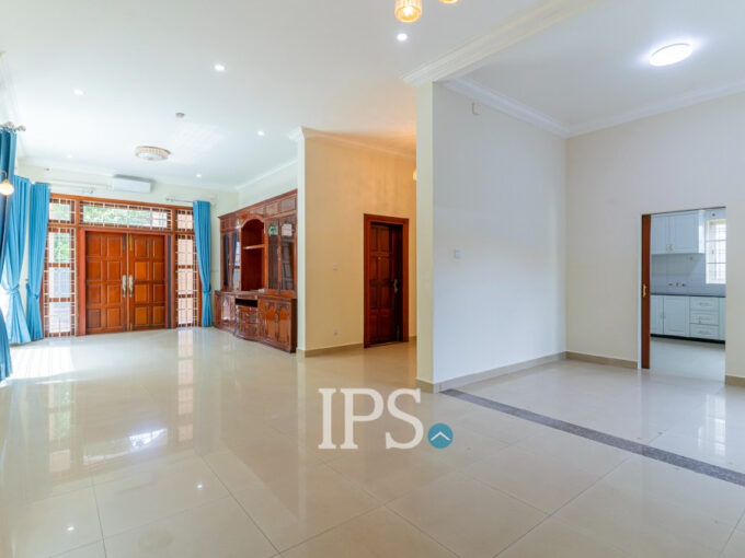 4 Bedroom Villa For Rent - Tonle Bassac