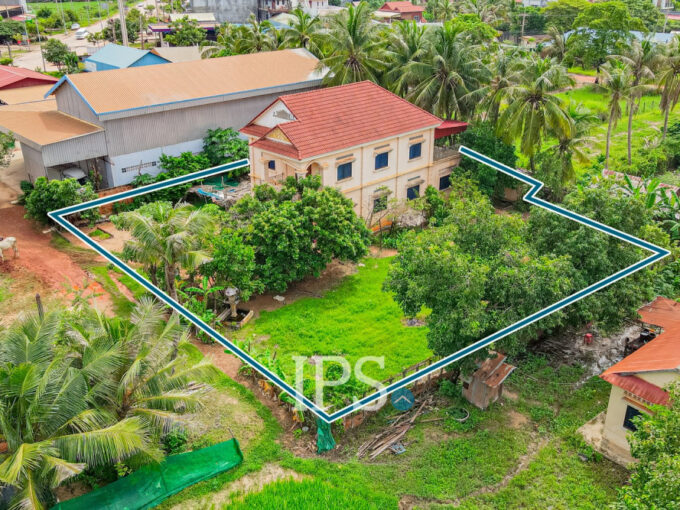3 Bedroom House and Land For Sale - Chreav