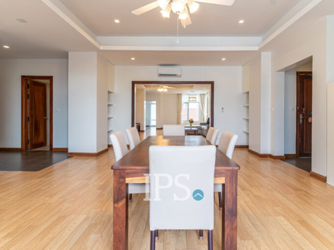 4 Bedroom Serviced Penthouse For Rent - Tonle Bassac