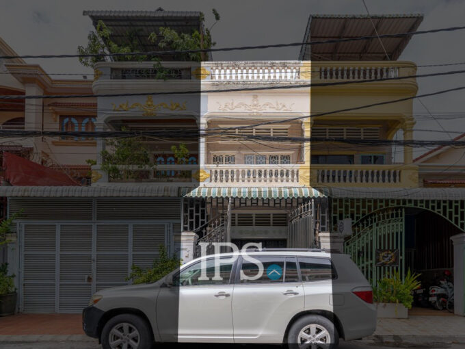 2 Storey Shophouse For Rent - Toul Tum Poung 2