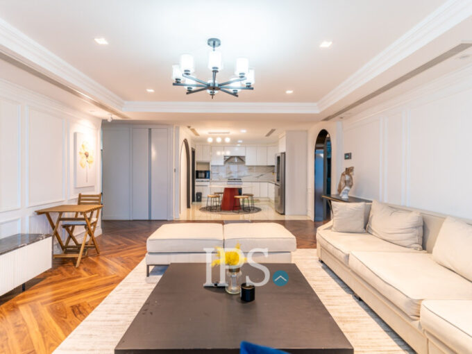 4 Bedroom Condo For Sale - De Castle Noblesse