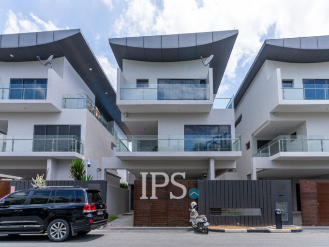 5 Bedroom Villa For Rent - Borey The Palms - Veal Sbov