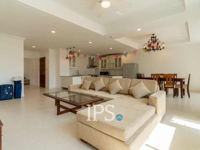 4 Bedroom Apartment  For Rent - BKK1