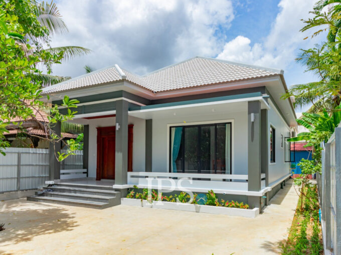 2 Bedroom Villa For Rent - Sala Kamreuk