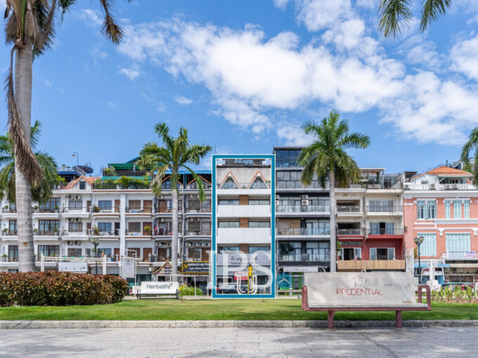 16 Room Hotel For Rent - Riverside