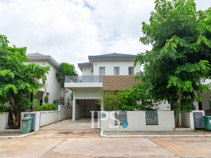 3 Bedroom Villa For Sale - Melbourne Residence