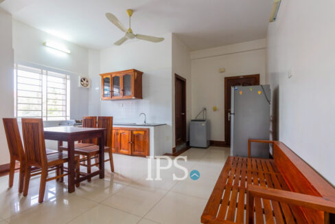2 Bedroom Apartment For Rent - Slor Kram