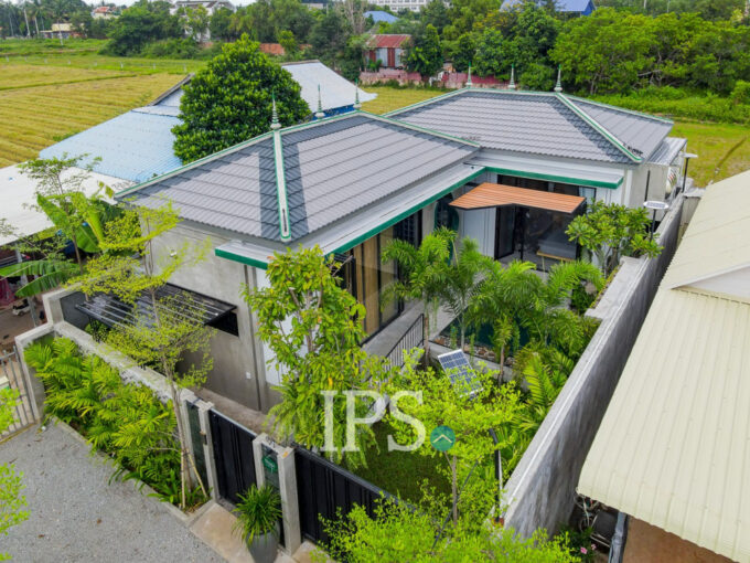 2 Bedroom Villa For Sale - Sala Kamreuk