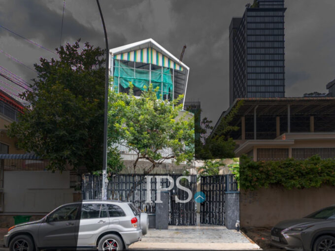 3 Storey Shophouse For Rent - Beoung Raing