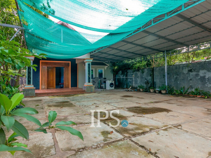 2 Bedroom House For Rent - Slor Kram