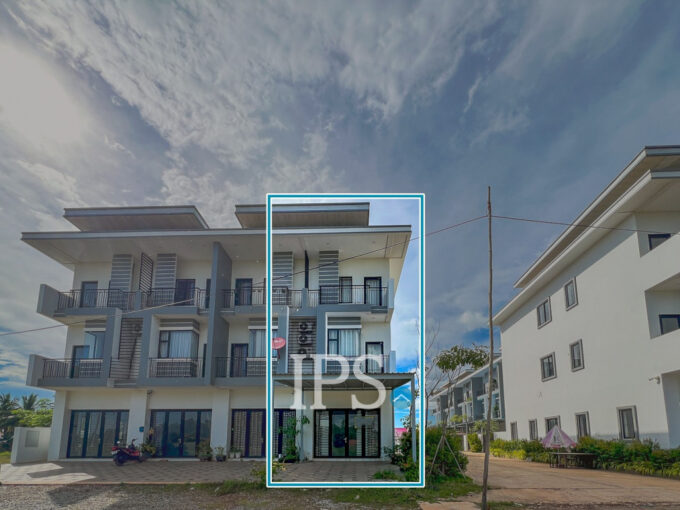 3 Bedroom House For Rent - Svay Dangkum