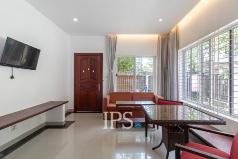 10 Unit Apartment Building For Rent - Svay Dangkum
