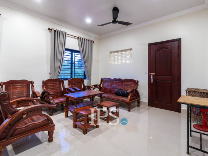 2 Bedroom Apartment For Rent - Sangkat Siem Reap