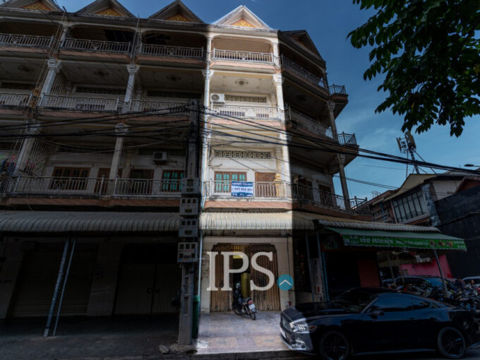 3 Storey Shophouse For Rent - Beoung Raing