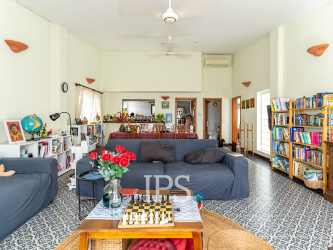 4 Bedroom Apartment For Rent - Tonle Bassac