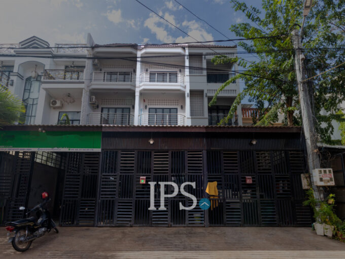 4 Bedroom Shophouse For Rent - Sala Kamreuk
