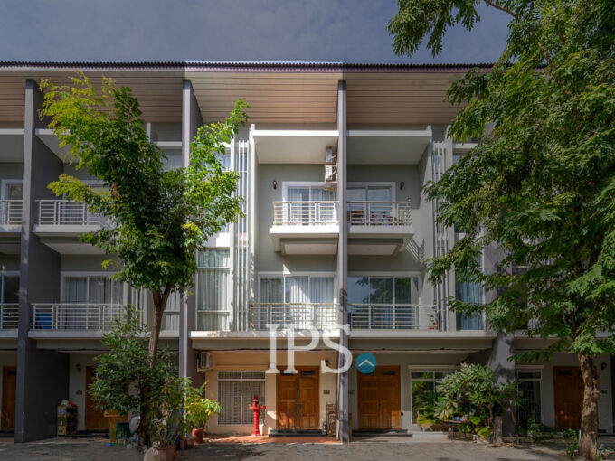 3 Bedroom House For Rent - Borey Premier