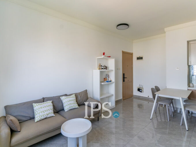 2 Bedroom Condo For Rent - YueTai