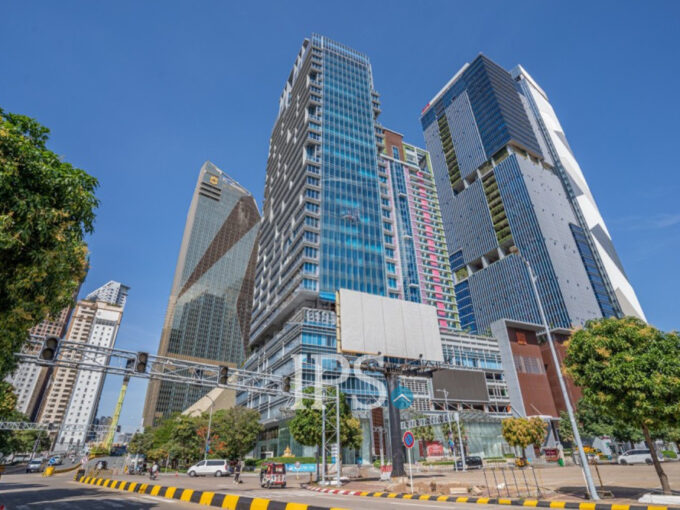 82 Sqm Office Space For Rent - Diamond Twin Tower