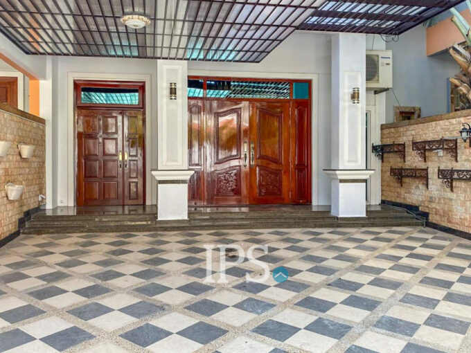 4 Bedroom Twin Villa For Rent - Bassac Garden
