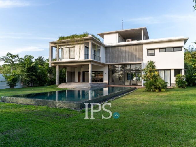 4 Bedroom Villa For Sale - Sambour