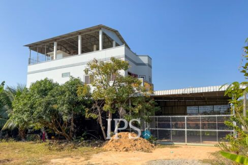 5 Bedroom House For Sale - Sangkat Siem Reap