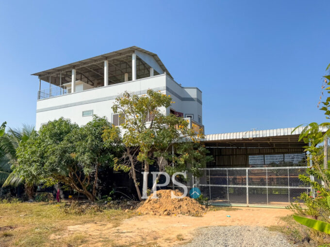 5 Bedroom House For Sale - Sangkat Siem Reap