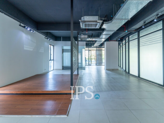213 Sqm Office For Rent - Beoung Raing