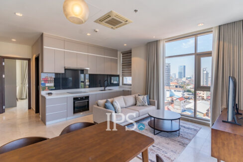 2 Bedroom Serviced Apartment For Rent - Beoung Raing
