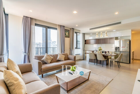 2 Bedroom Serviced Apartment For Rent - BKK1