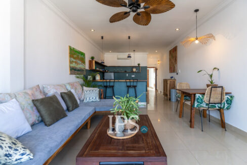 Renovated 1 Bedroom Apartment  For Rent - Phsar Chas