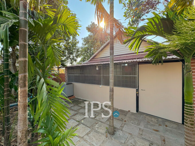 2 Bedroom House For Rent - Sala Kamreuk