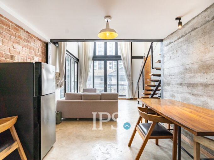 Renovated 1 Bedroom Loft Apartment For Rent - BKK1